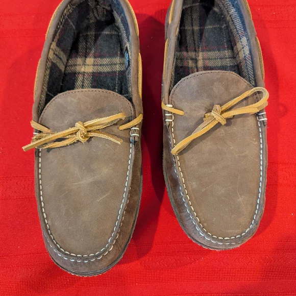 Men's L.L. Bean Brown Slippers - Picture 1 of 5